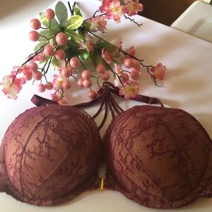 Victoria’s Secret bra